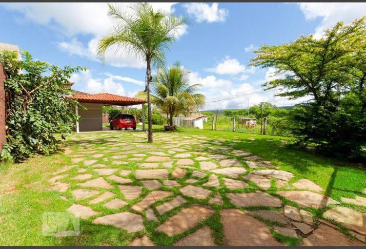 Caso com piscina, há 900 metros do Iguatemi shopping Villa Brasilia Esterno foto
