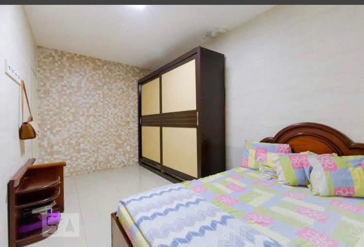 Caso com piscina, há 900 metros do Iguatemi shopping Villa Brasilia Esterno foto